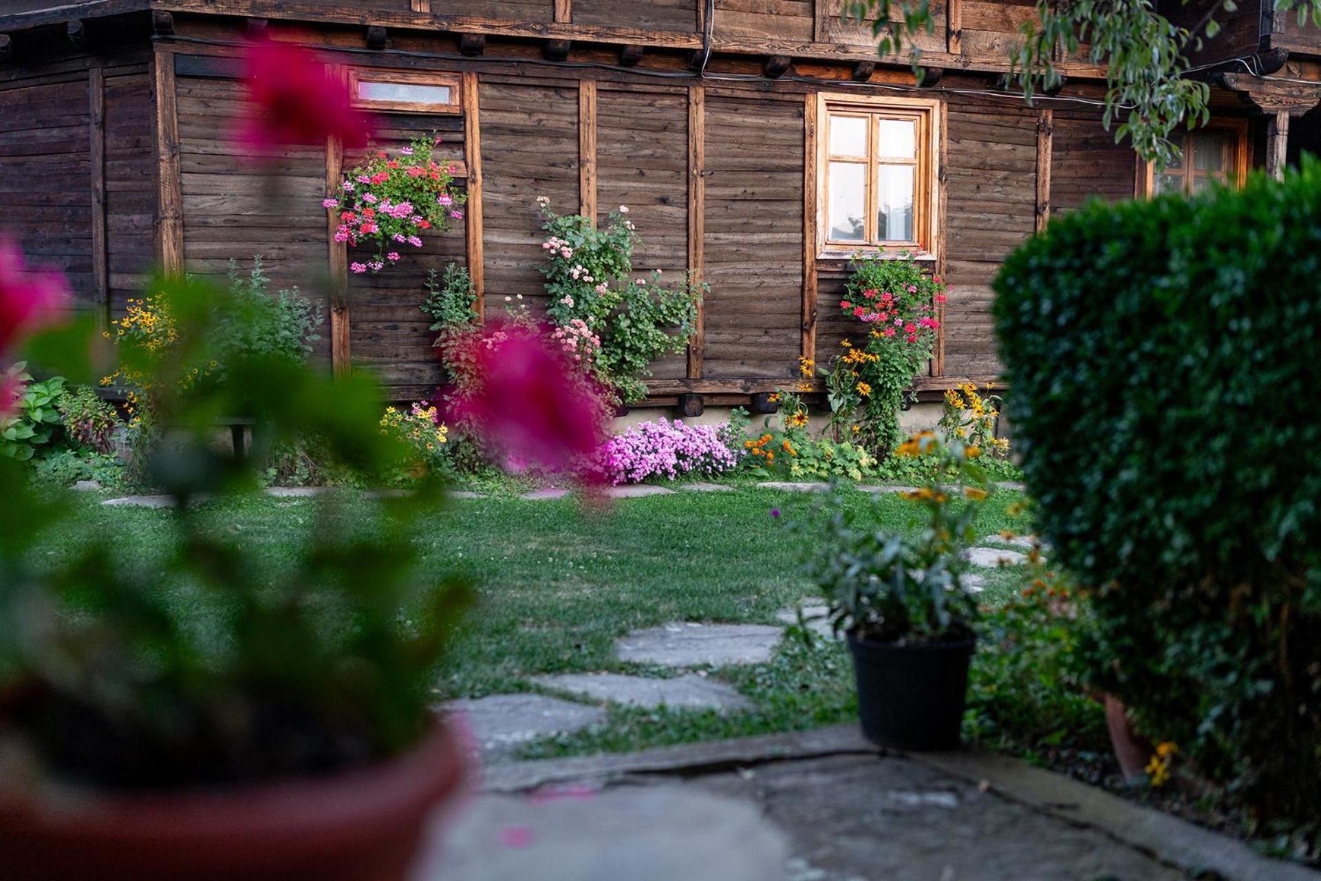 Kandaphery Guest Houses Miykovtsi Exterior photo